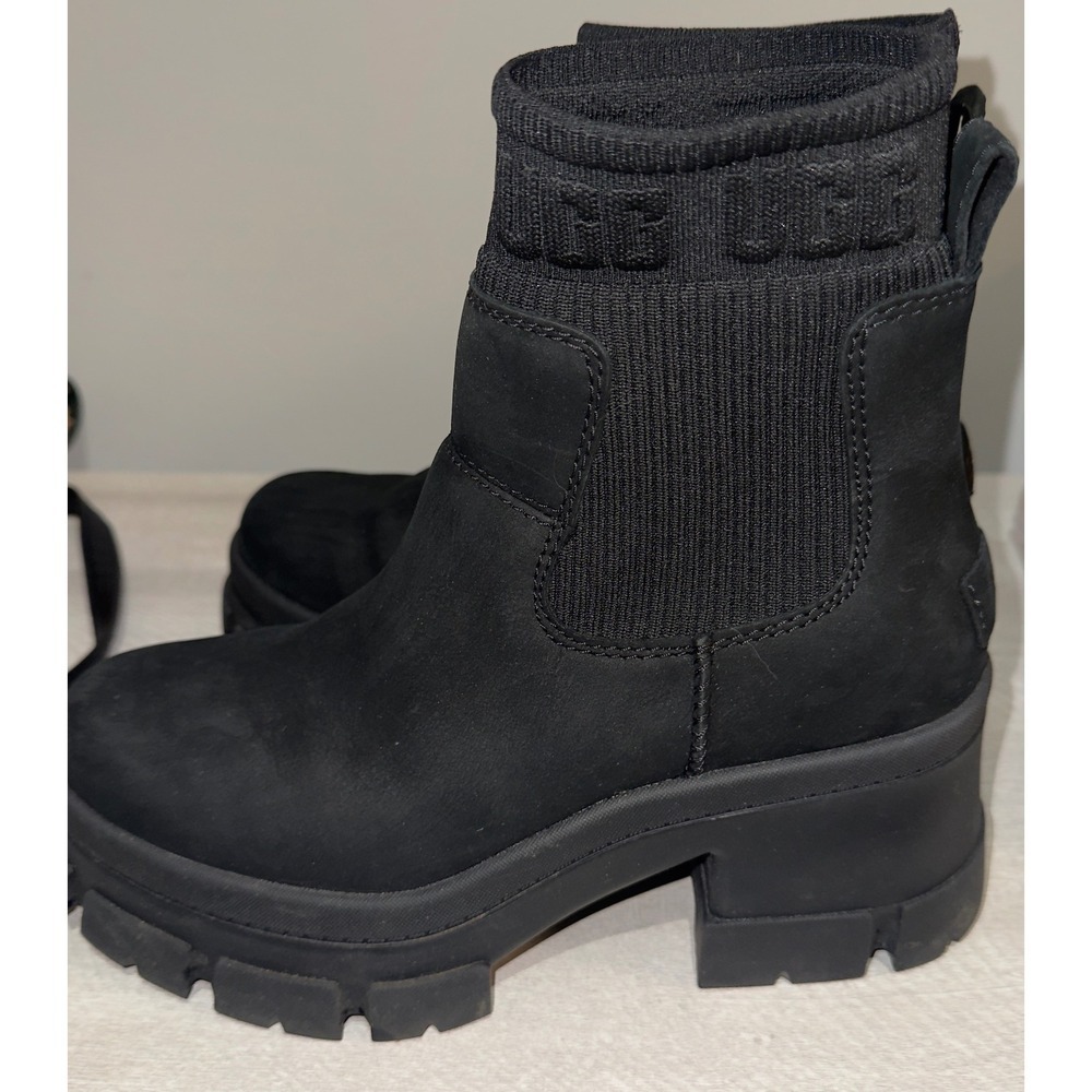 UGG Brellah Black Nubuck Chelsea Platform Lug Sole Ankle Boots Womens 8.5 - Picture 7 of 10